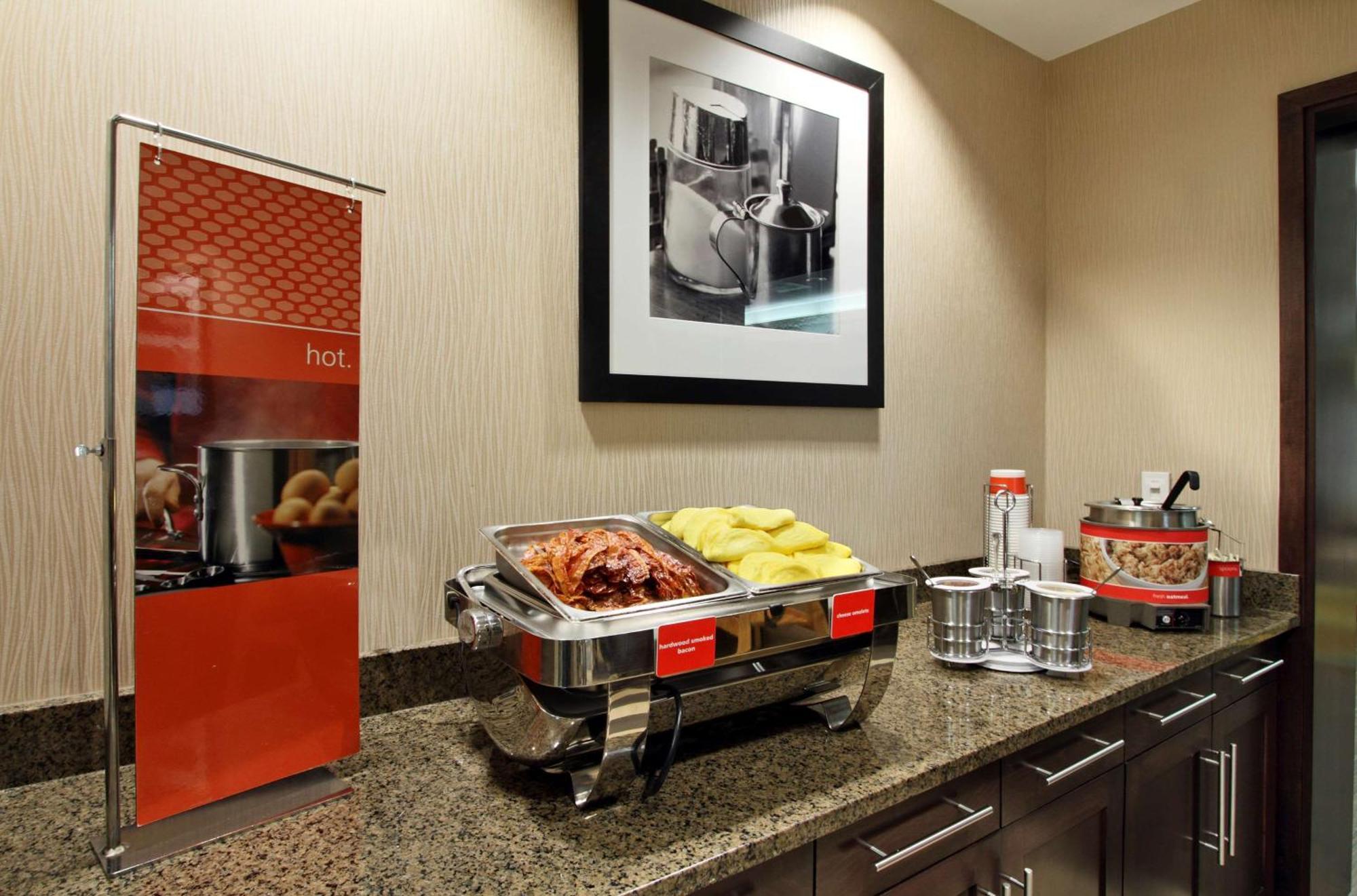 Hampton Inn Хагерстаун Экстерьер фото